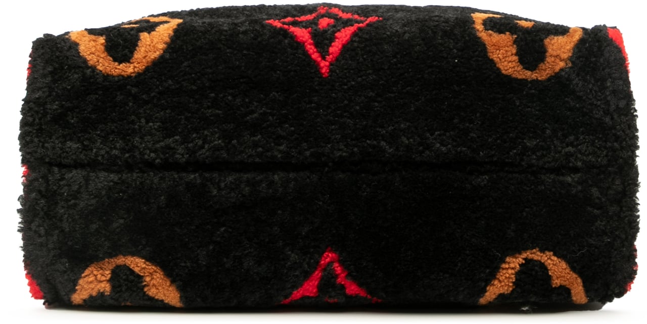 Louis Vuitton Monogram Giant Shearling Teddy Onthego GM Zwart