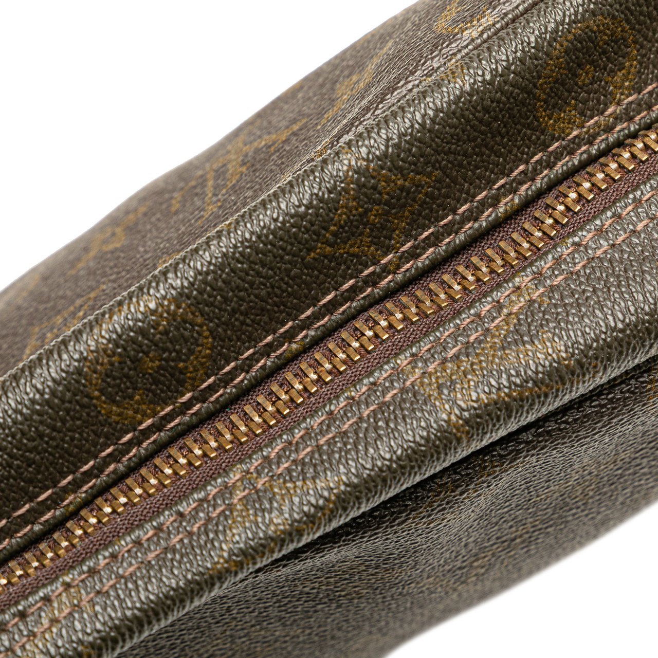 Louis Vuitton Monogram Trousse Toilette 28 Bruin