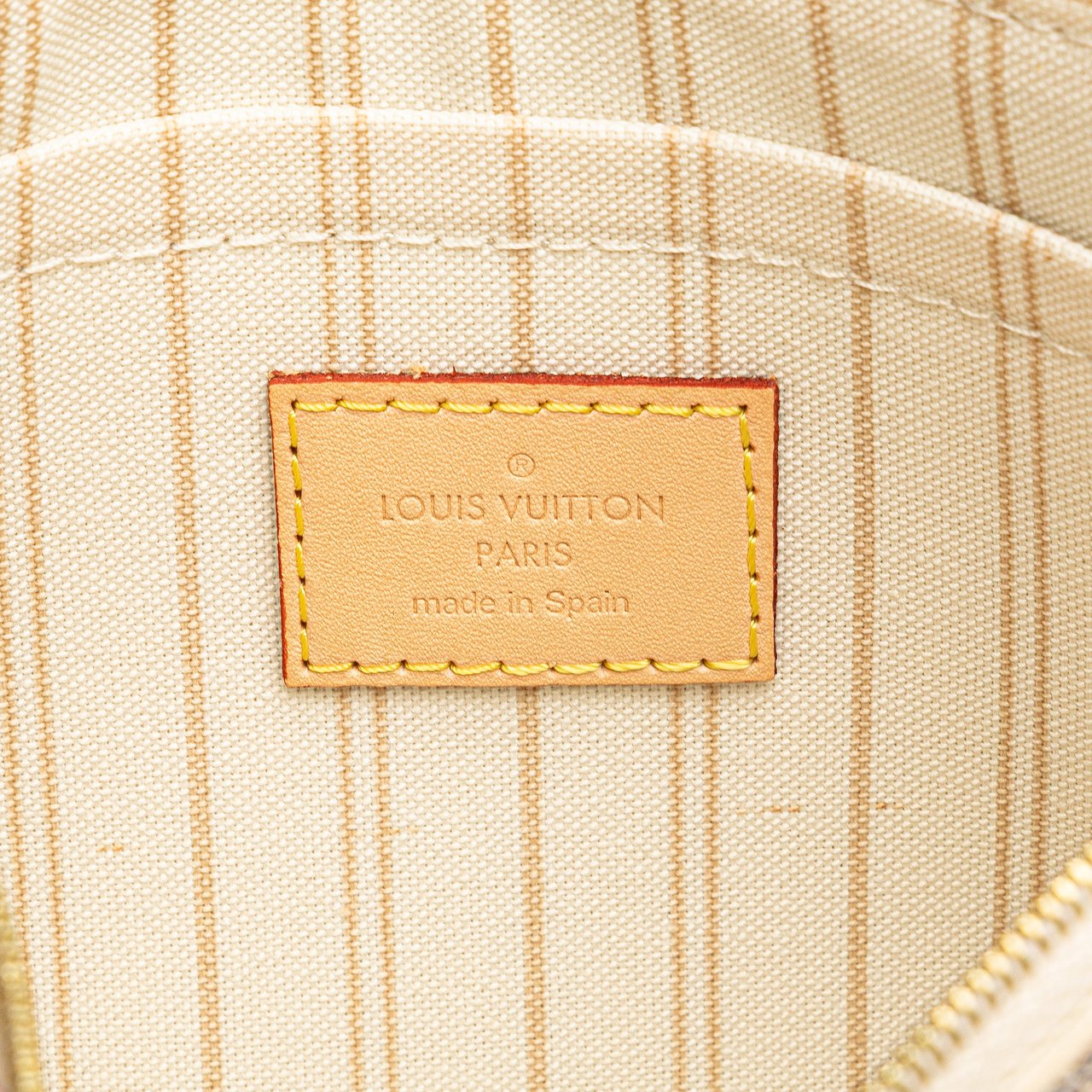 Louis Vuitton Damier Azur Neverfull Pouch MM Wit