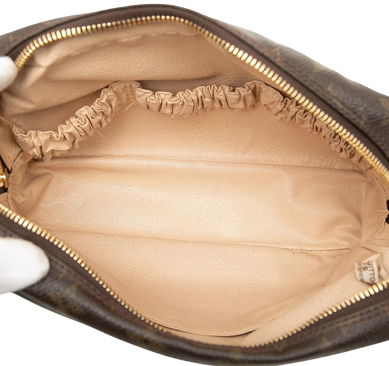 Louis Vuitton Monogram Trousse Toilette 23 Bruin