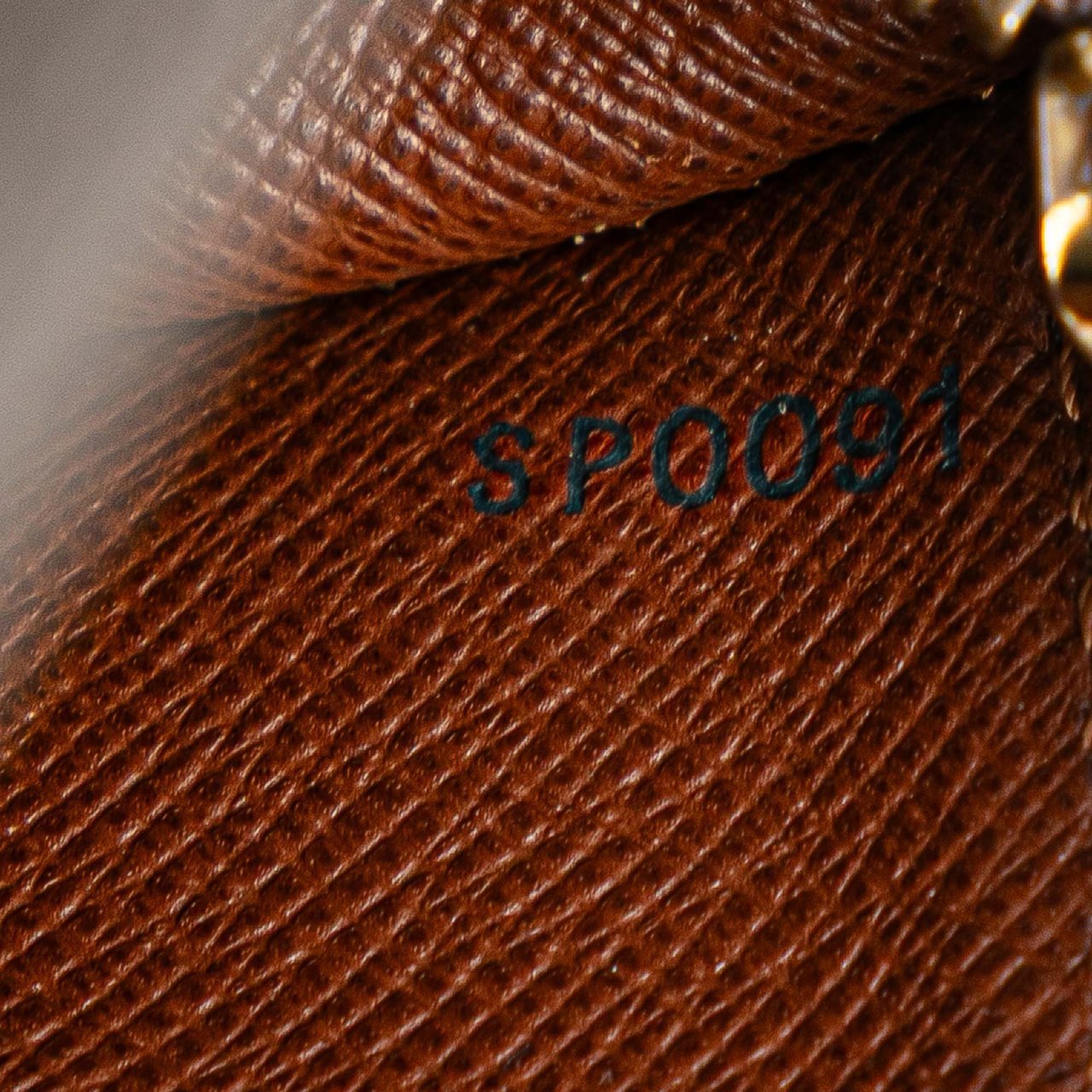 Louis Vuitton Monogram Papillon 26 Bruin