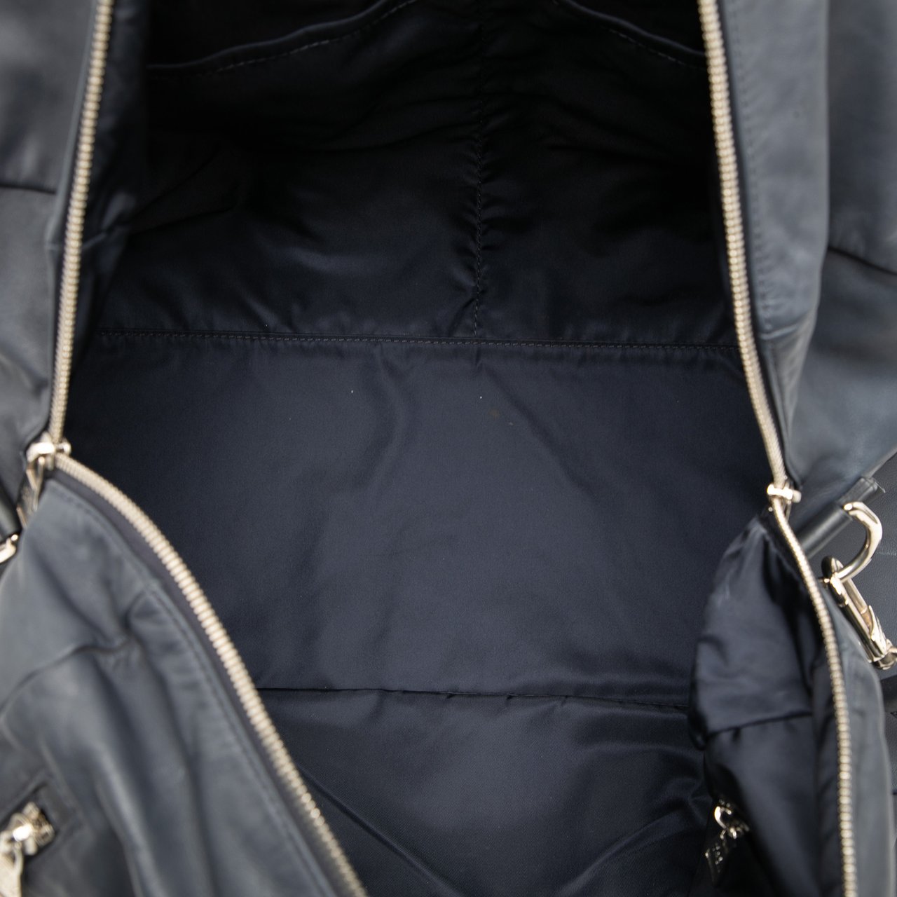 Louis Vuitton Calfskin V Line Start PM Blauw