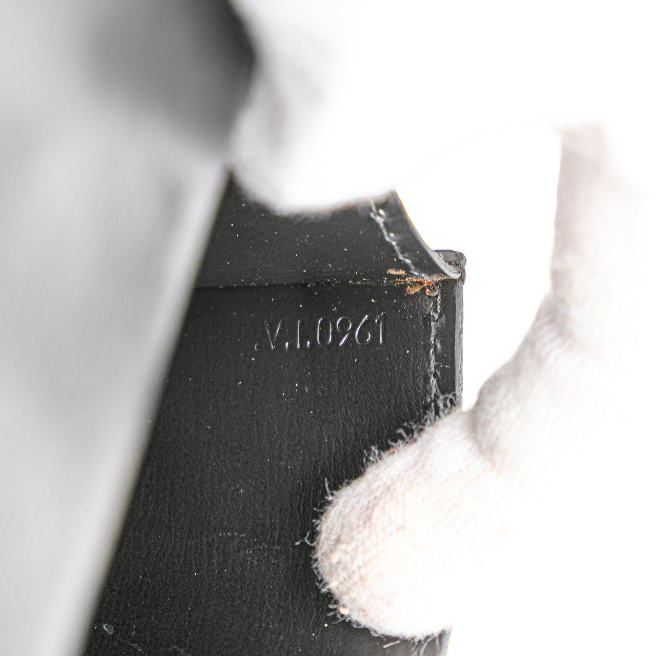 Louis Vuitton Epi Tilsitt Belt Bag Zwart