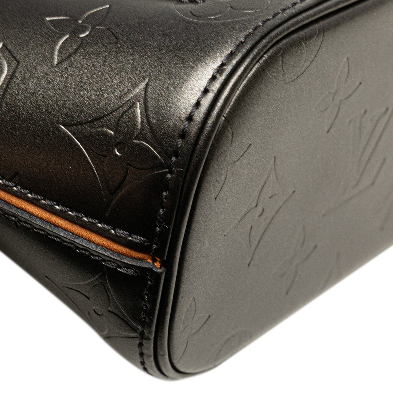 Louis Vuitton Monogram Mat Alston Grijs