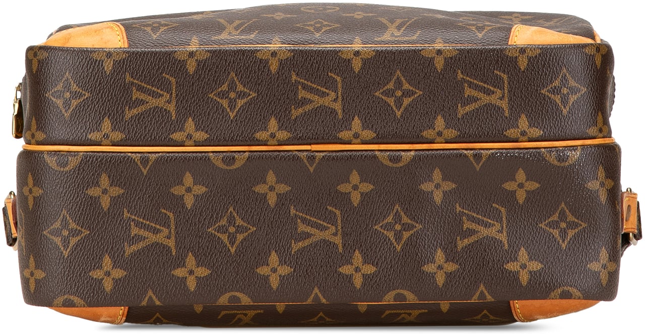 Louis Vuitton Monogram Nil Crossbody Bruin
