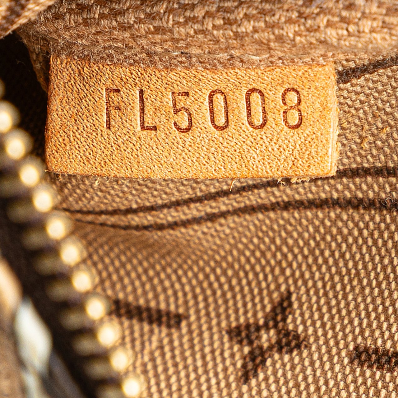 Louis Vuitton Monogram Patch Mini Pochette Accessoires Bruin
