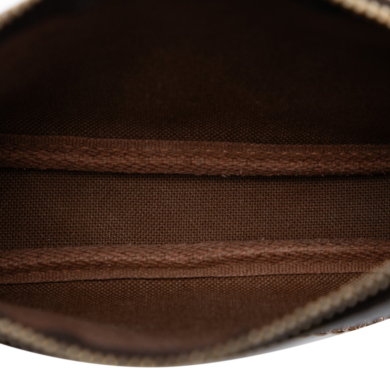 Louis Vuitton Monogram Evasion Illustre Mini Pochette Accessories Bruin