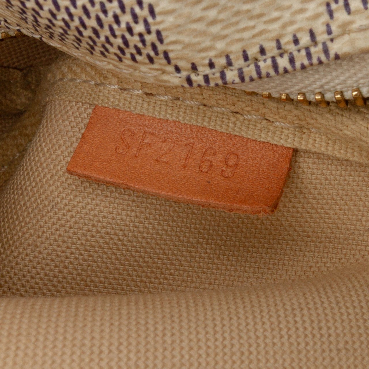 Louis Vuitton Damier Azur Mini Pochette Accessoires Wit
