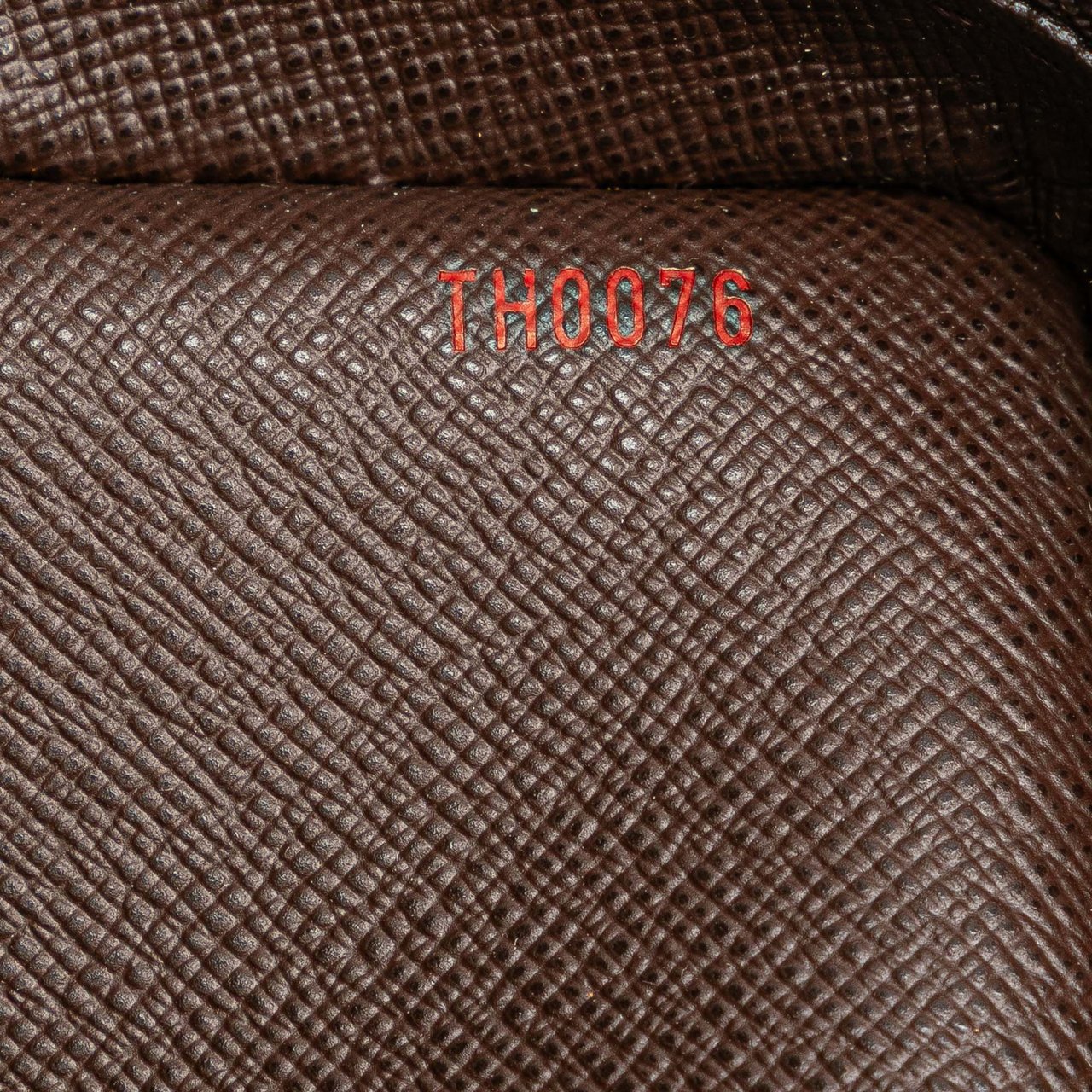 Louis Vuitton Damier Ebene Porte Documents Voyage PM Bruin