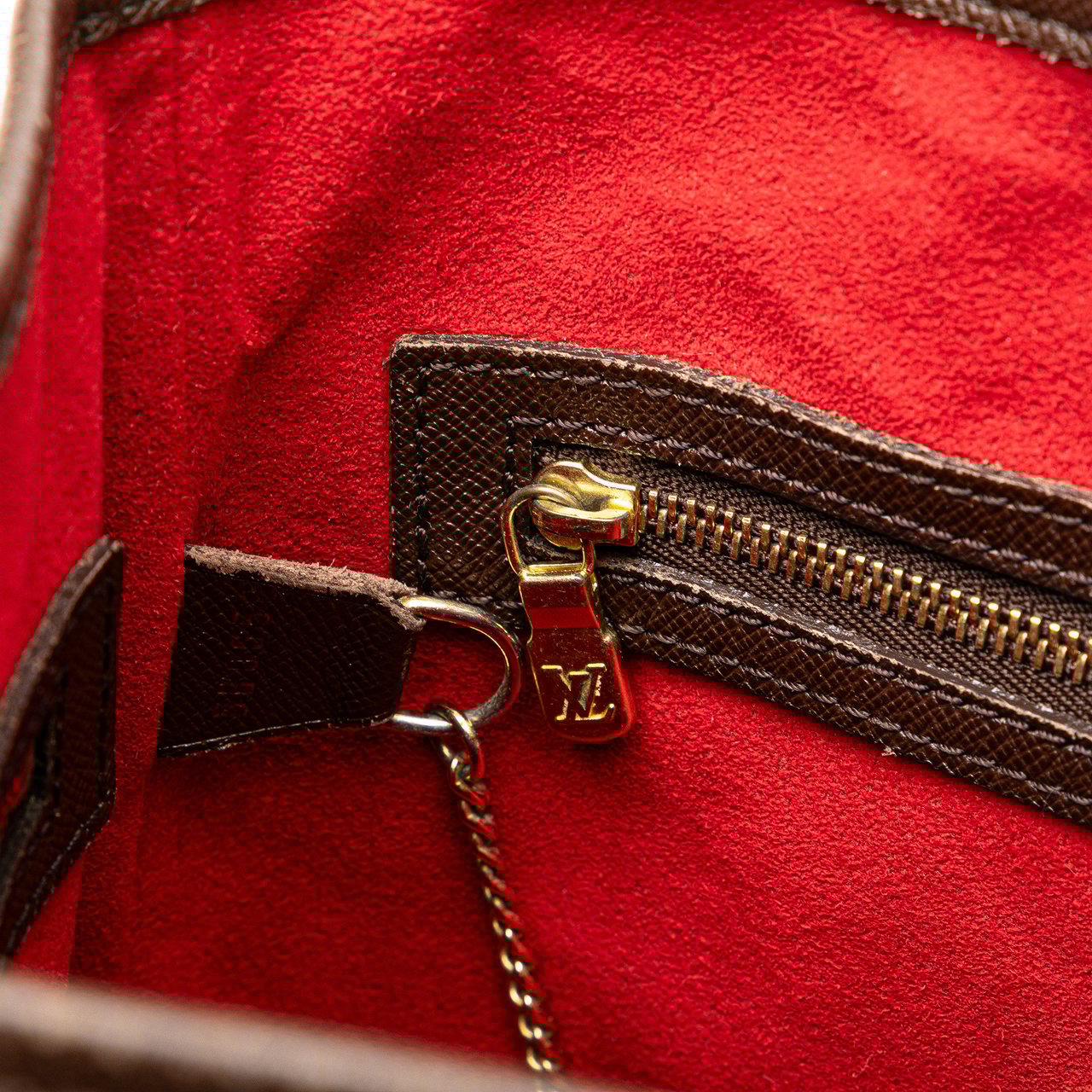 Louis Vuitton Damier Ebene Marais Bruin