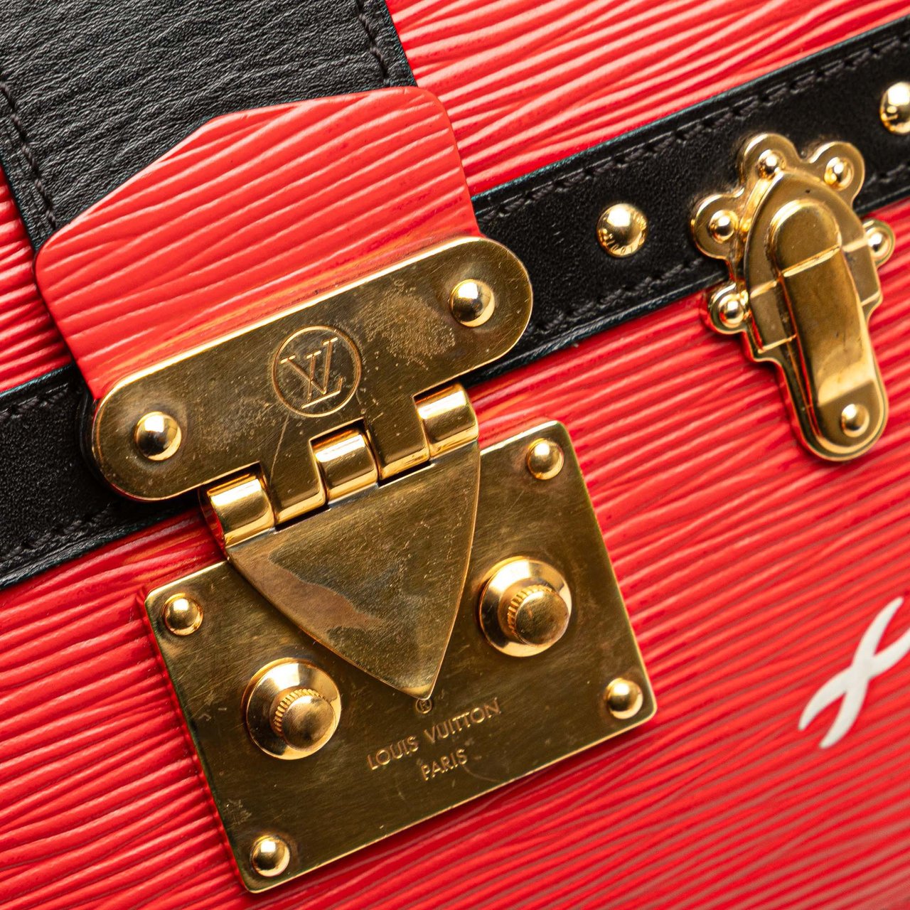 Louis Vuitton Epi Trunk Clutch Rood