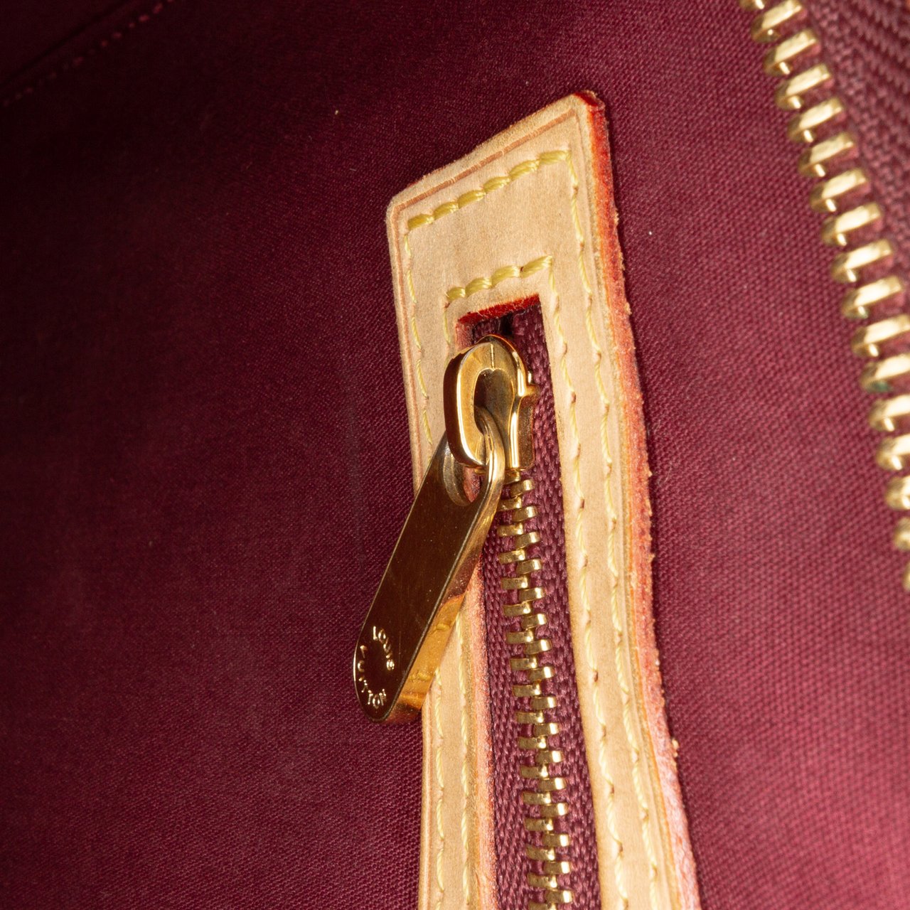 Louis Vuitton Monogram Vernis Brea MM Rood
