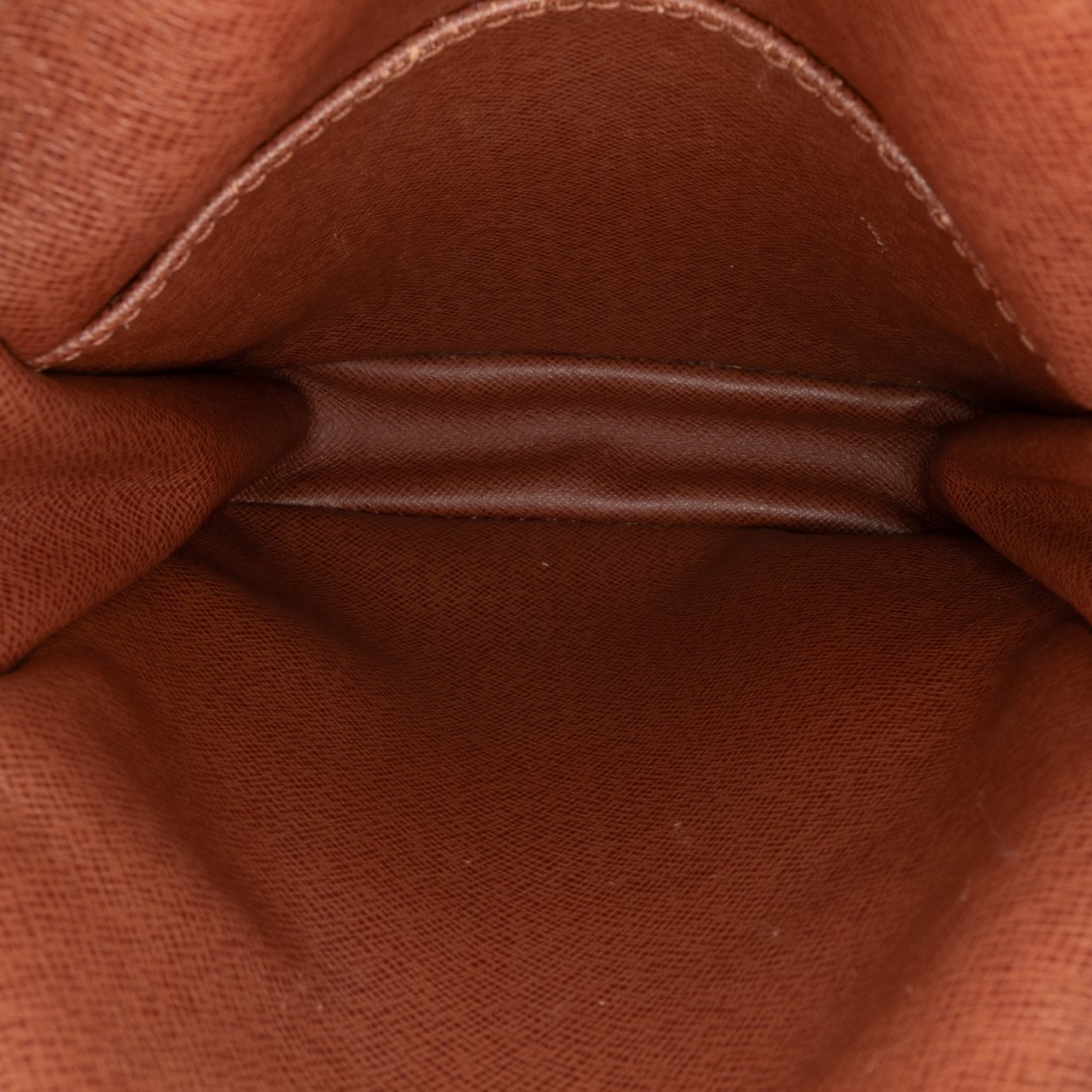 Louis Vuitton Monogram Danube Bruin