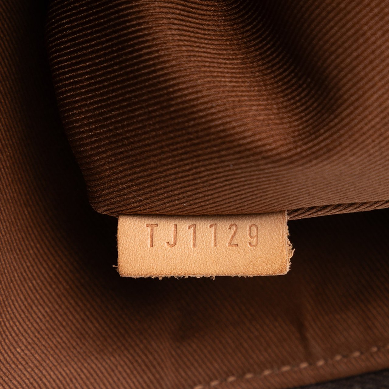 Louis Vuitton Monogram Etui Voyageur PM Bruin