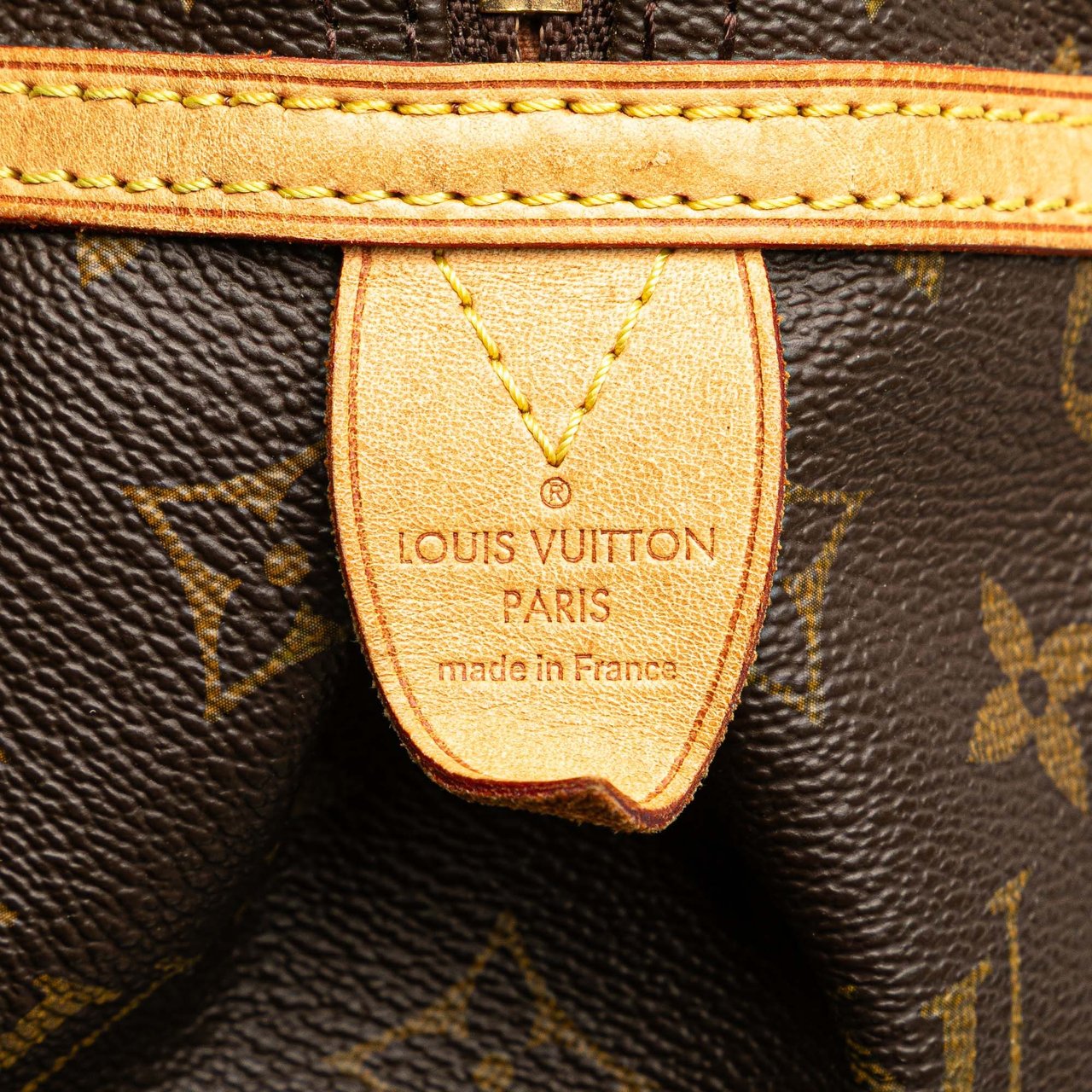 Louis Vuitton Monogram Montorgueil PM Bruin