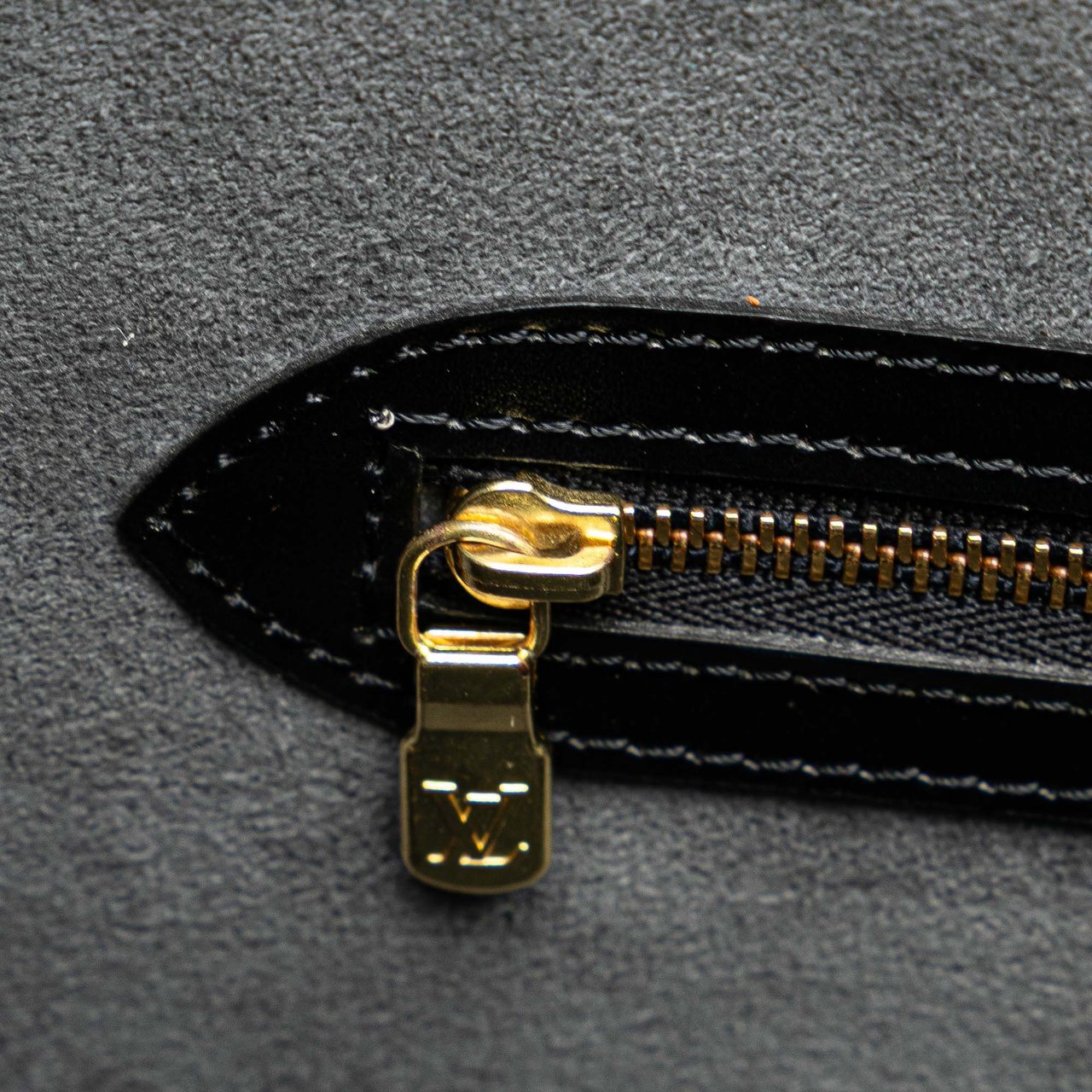 Louis Vuitton Epi Lussac Zwart