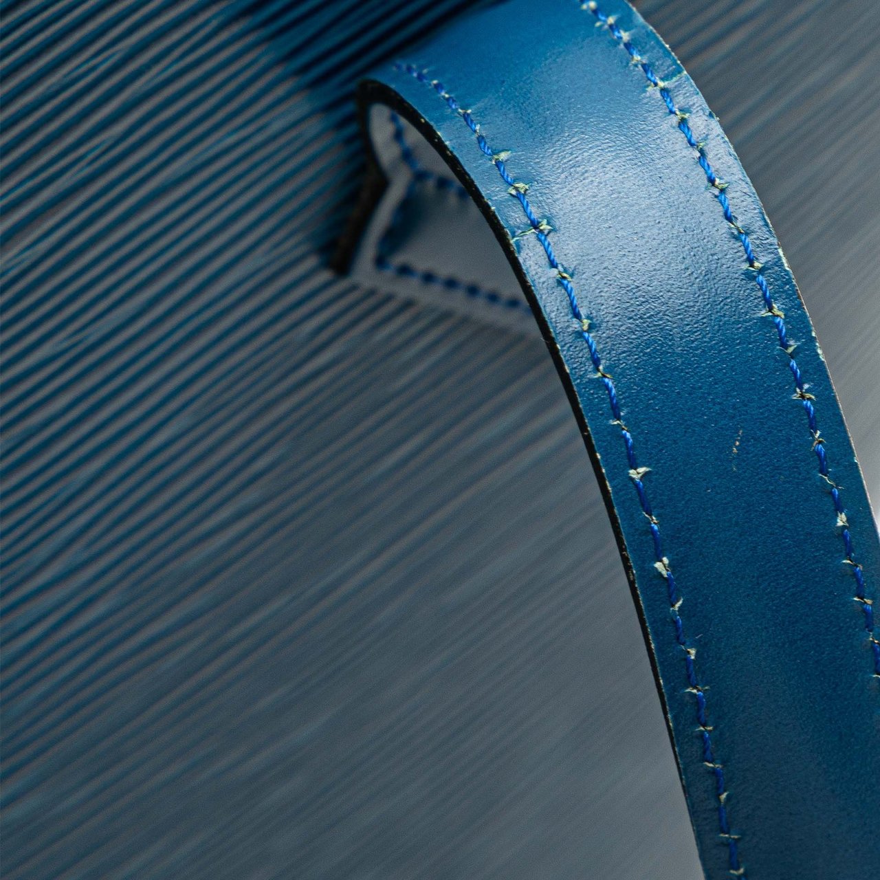 Louis Vuitton Epi Saint Jacques PM Short Strap Blauw