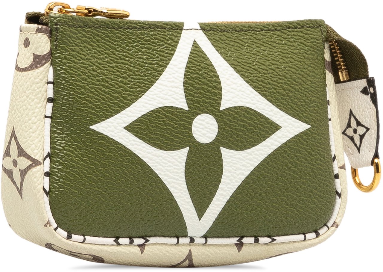 Louis Vuitton Monogram Giant Micro Pochette Accessoires Groen