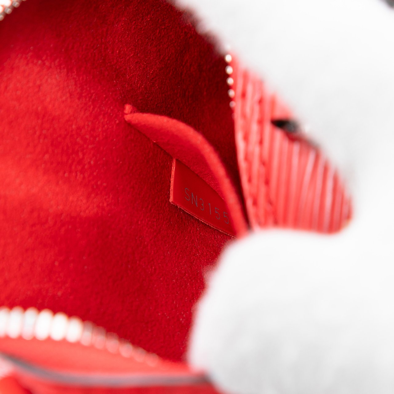 Louis Vuitton Epi Alma BB Rood