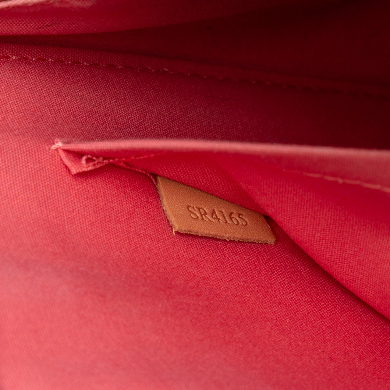 Louis Vuitton Monogram Vernis Brea PM Roze