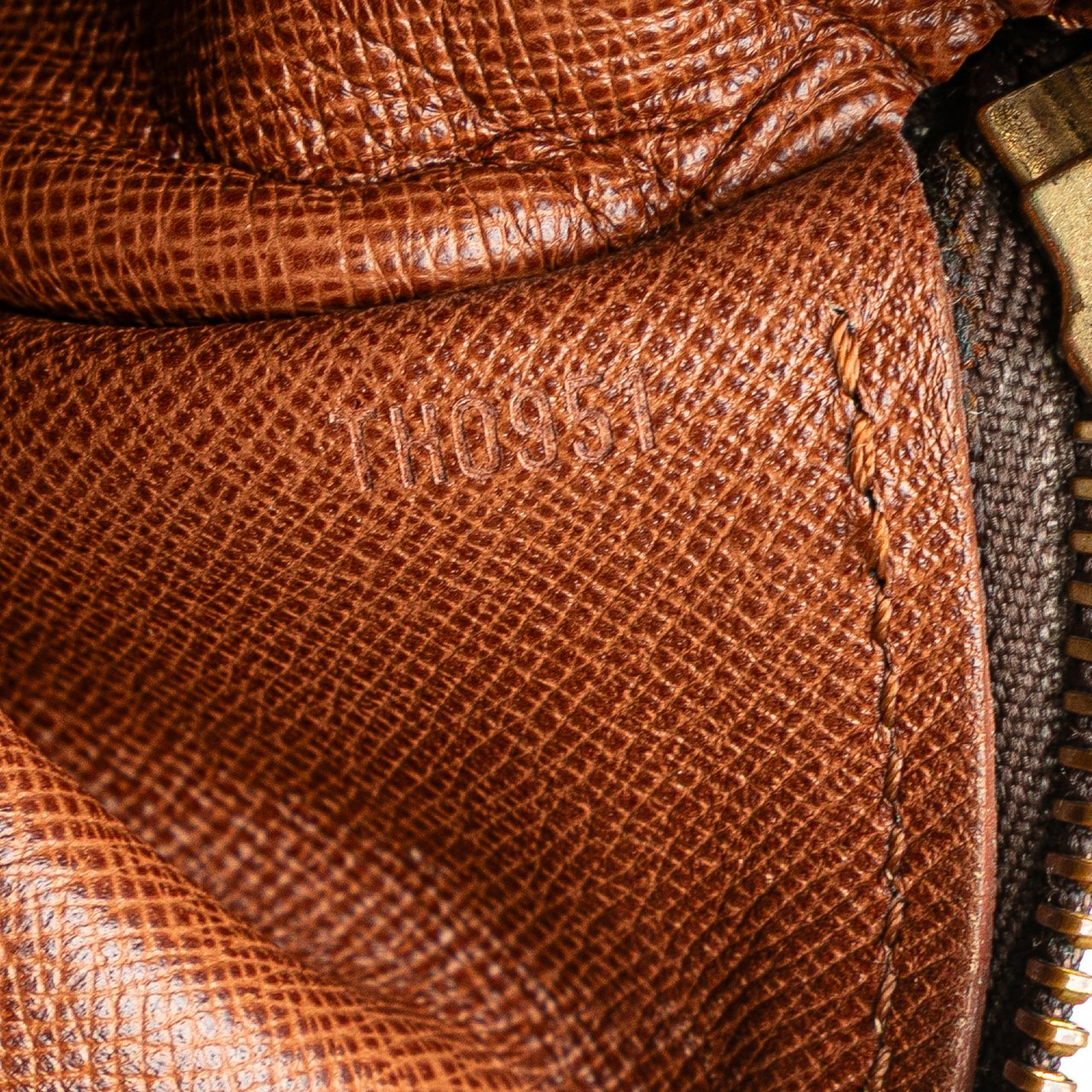 Louis Vuitton Monogram Papillon 30 Bruin