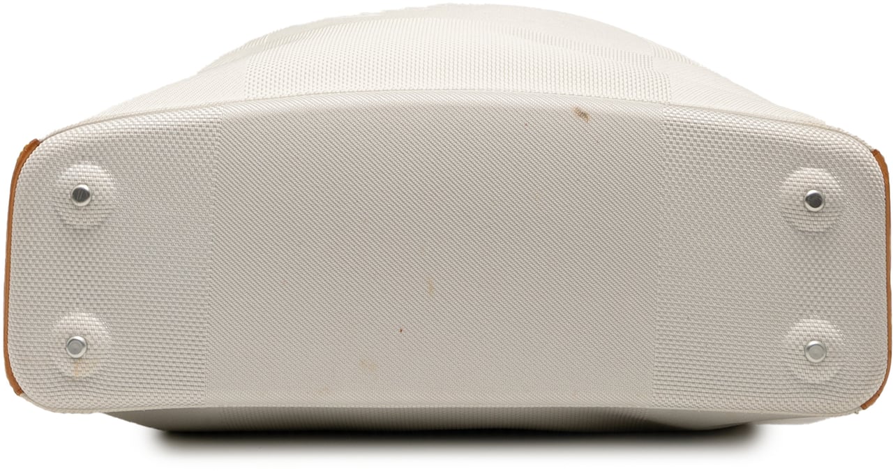 Louis Vuitton Damier Geant LV Cup Volunteer Bag Wit