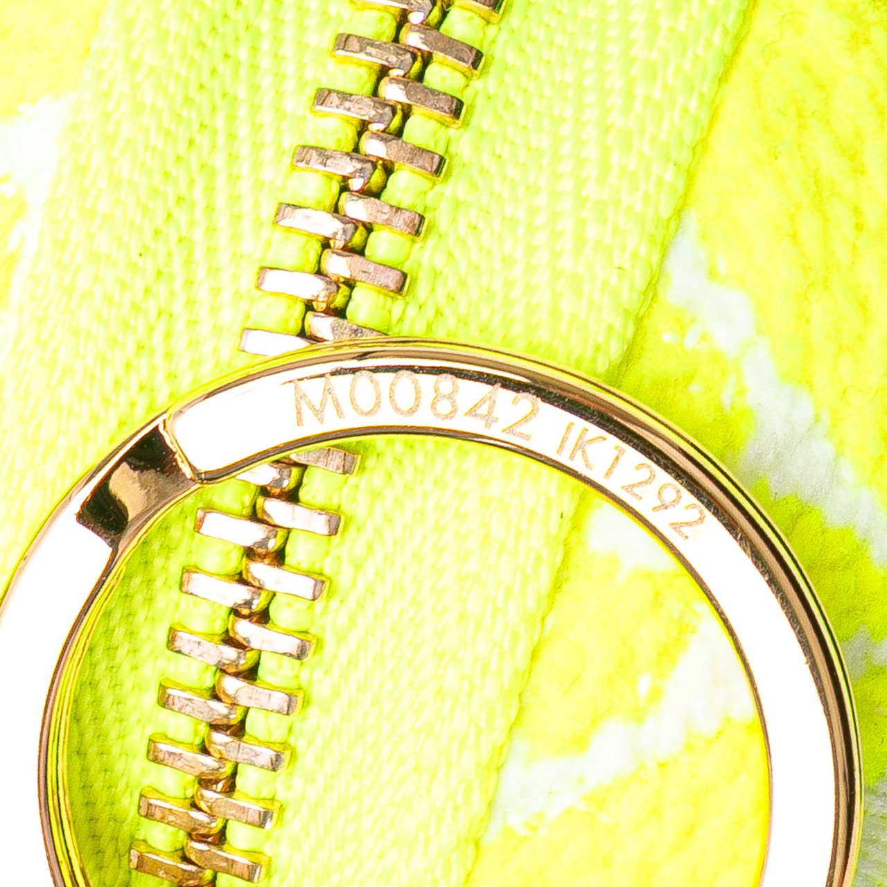 Louis Vuitton LV Set And Match Pouch Key Ring Bag Charm Geel