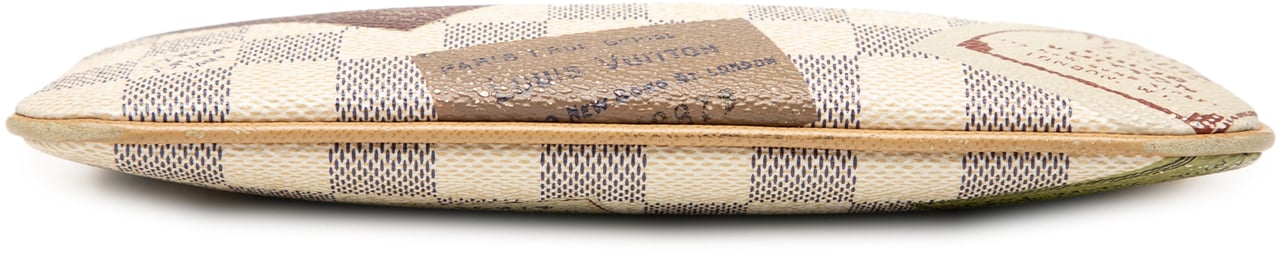 Louis Vuitton Damier Azur Pochette Milla Trunks Labels MM Wit