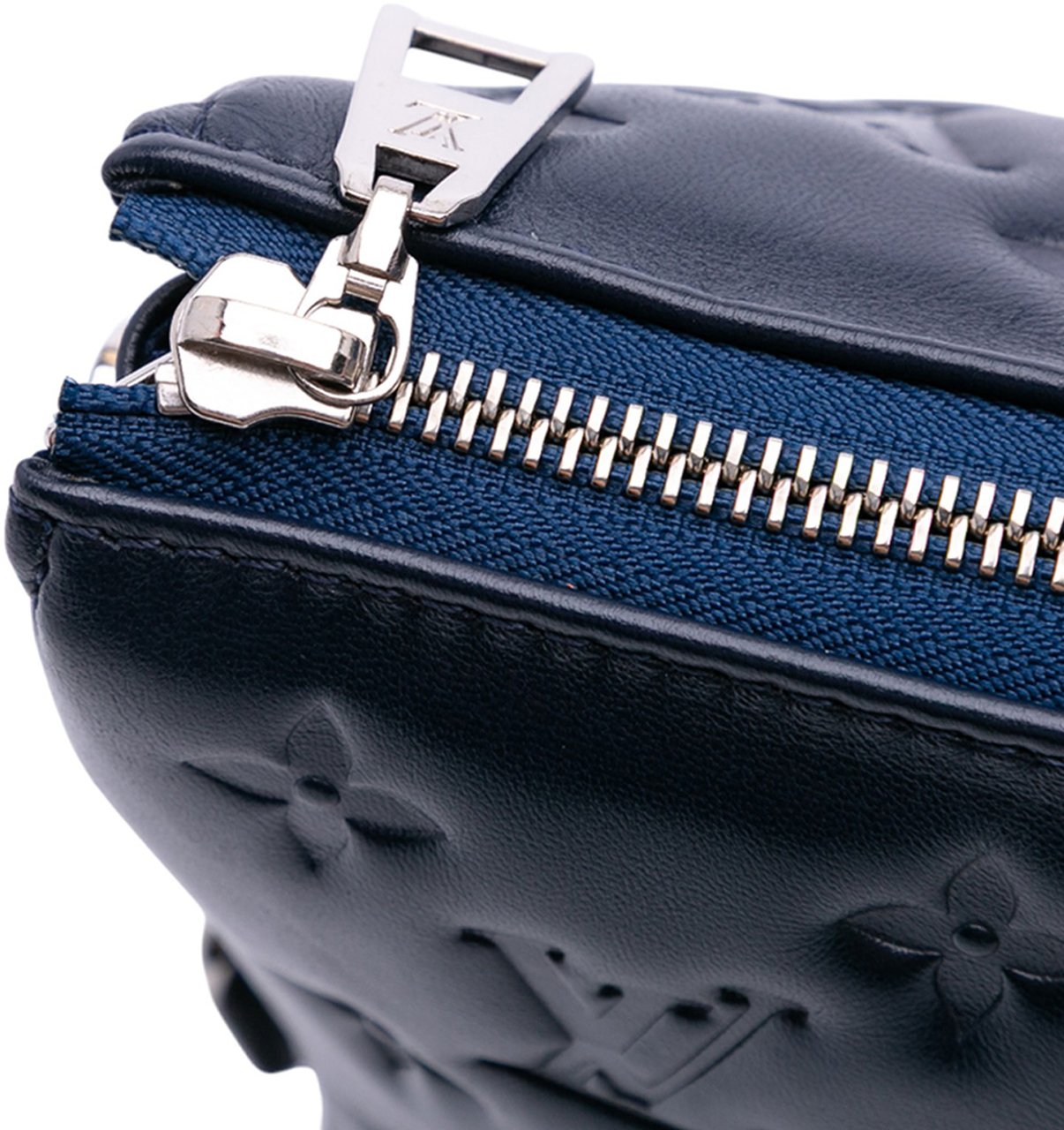 Louis Vuitton Monogram Embossed Puffy Lambskin Coussin PM Blauw
