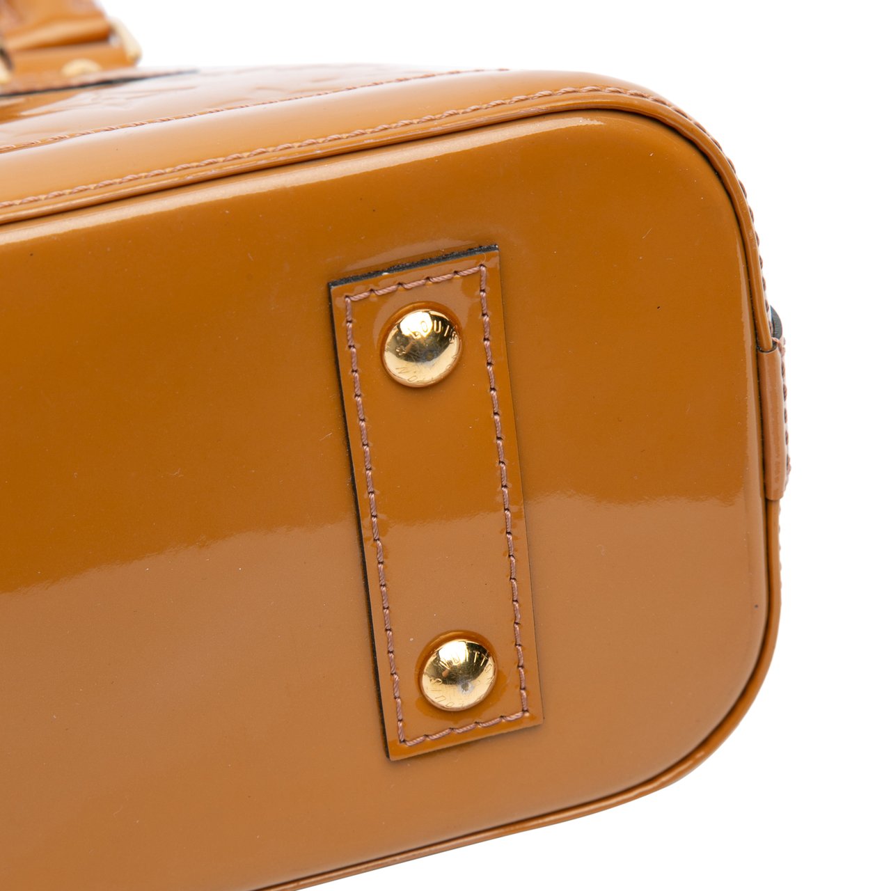 Louis Vuitton Monogram Vernis Alma BB Bruin