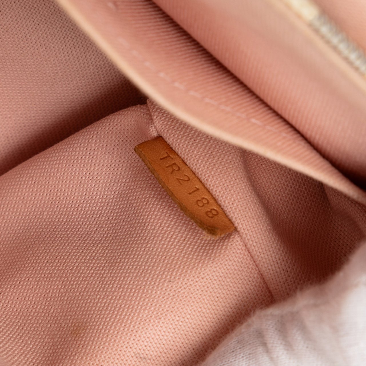 Louis Vuitton Damier Azur Croisette Wit