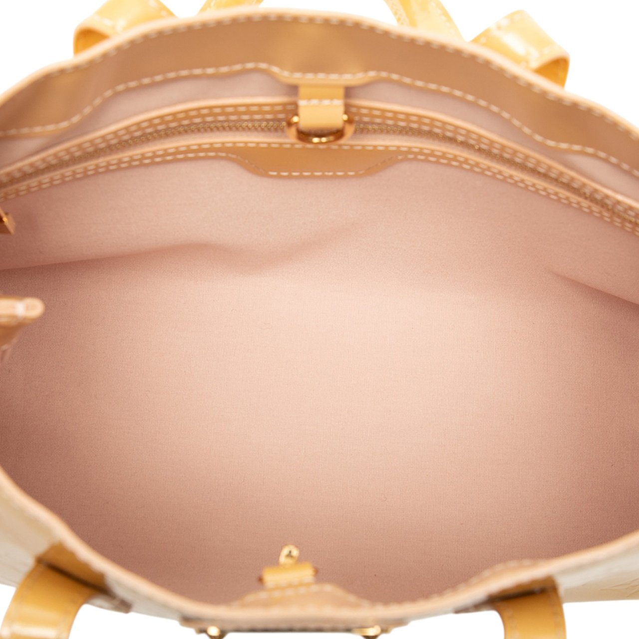 Louis Vuitton Monogram Vernis Wilshire PM Bruin