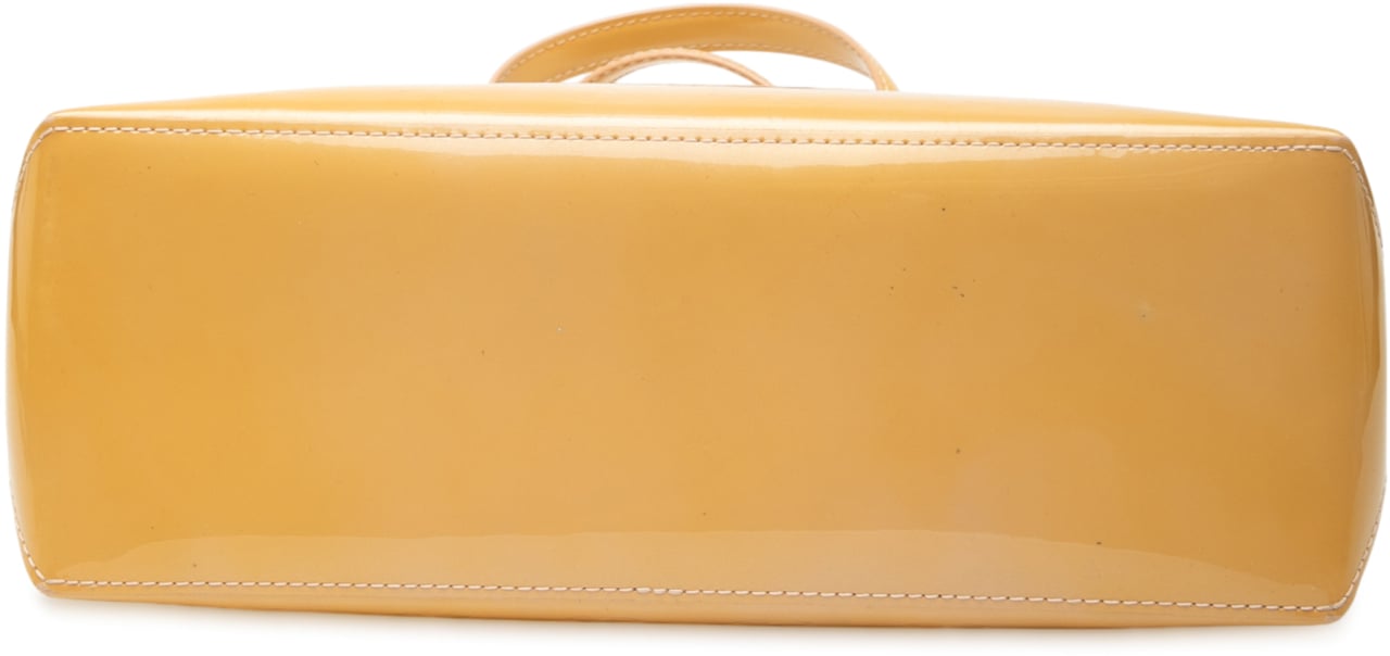 Louis Vuitton Monogram Vernis Wilshire PM Bruin