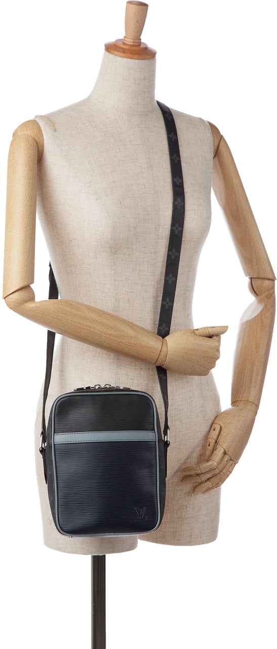 Louis Vuitton Epi Monogram Danube PM Blauw