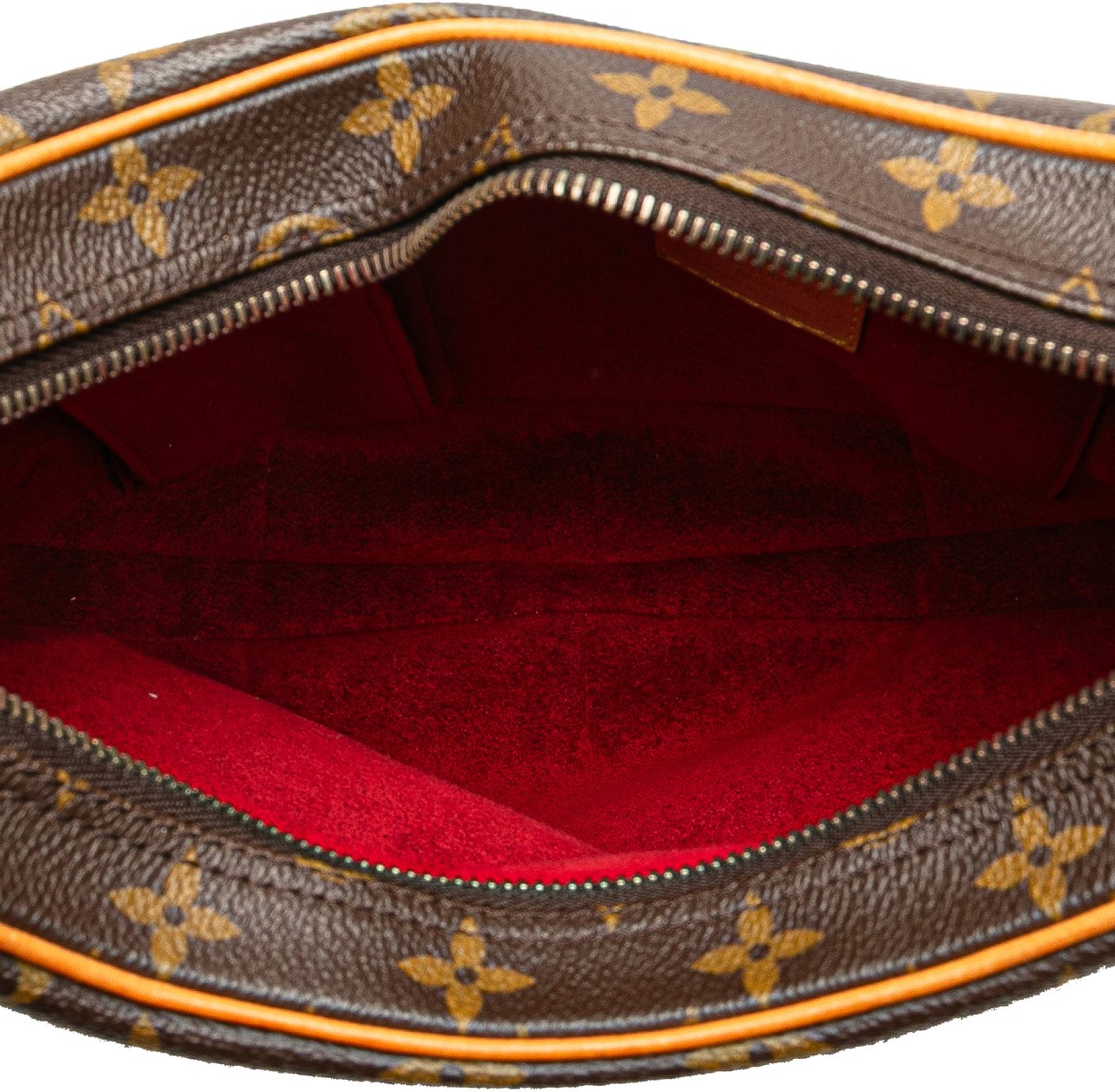 Louis Vuitton Monogram Croissant MM Bruin