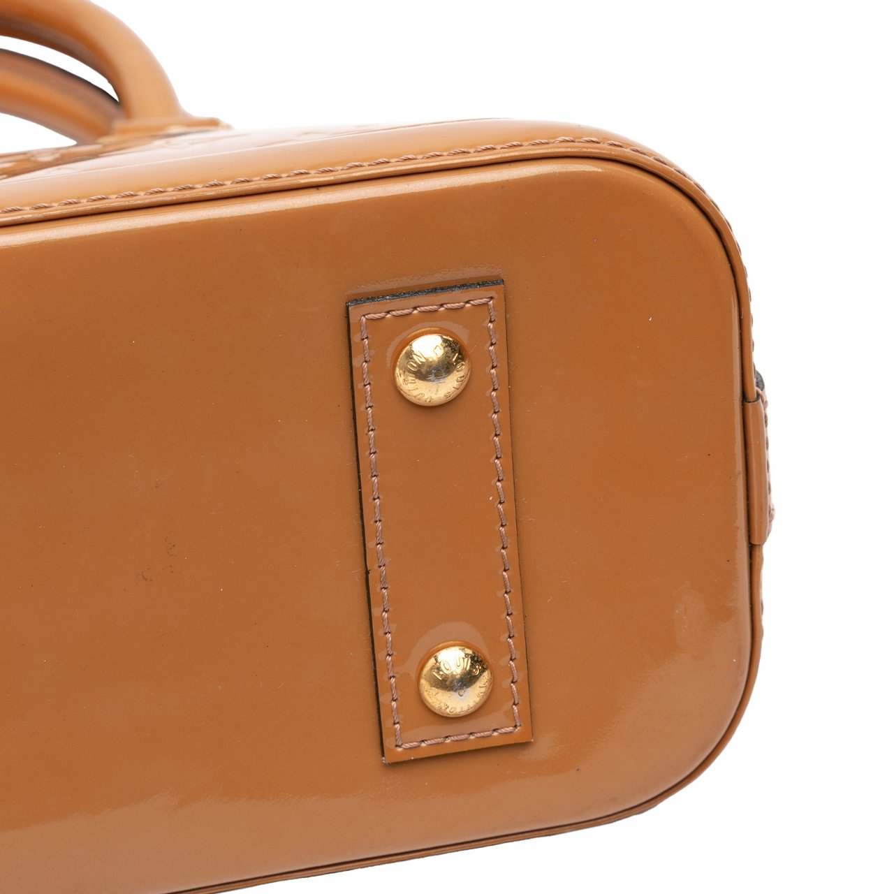 Louis Vuitton Monogram Vernis Alma BB Bruin