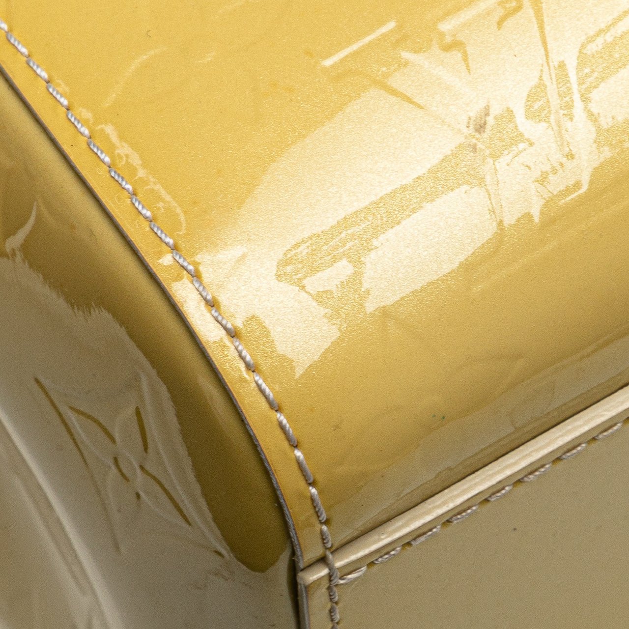 Louis Vuitton Monogram Vernis Catalina East West Bruin