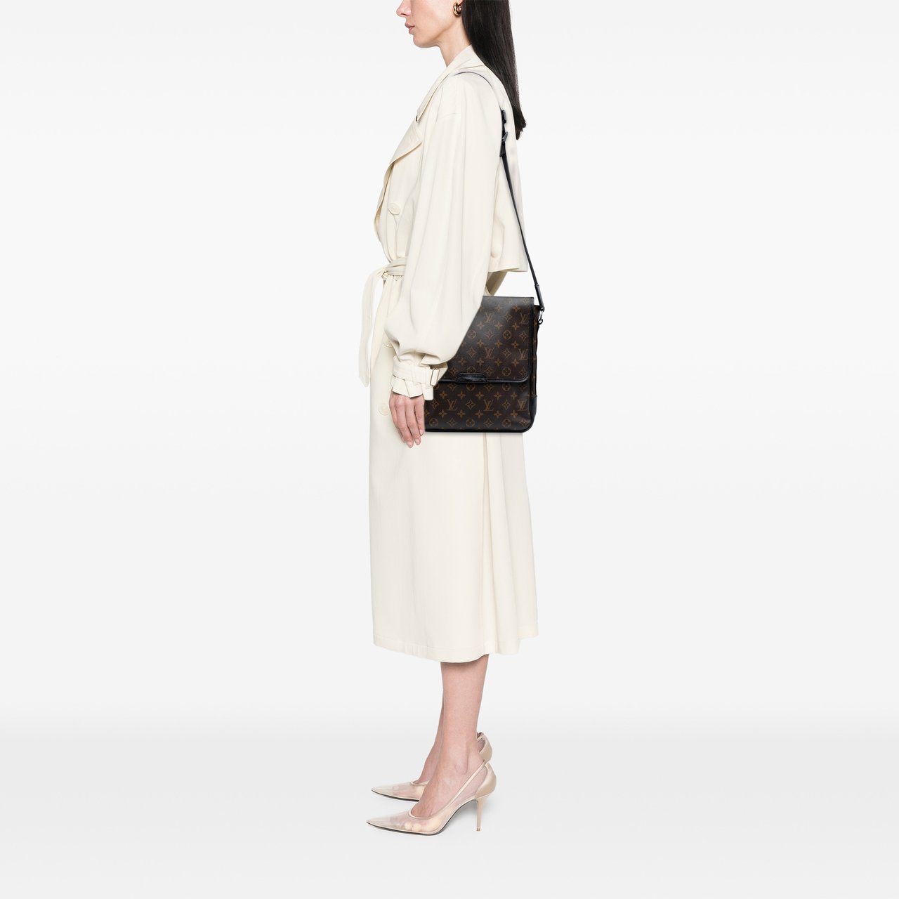Louis Vuitton Monogram Macassar Bass MM Bruin