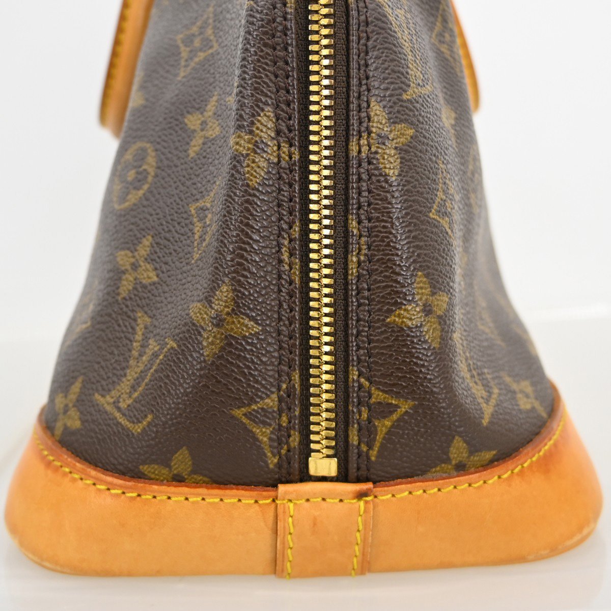 Louis Vuitton Alma Monogram PM Bruin