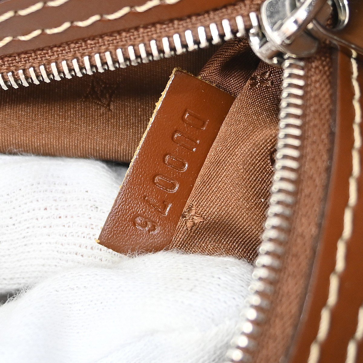 Louis Vuitton Suhali Lockit Handbag Leather MM Bruin