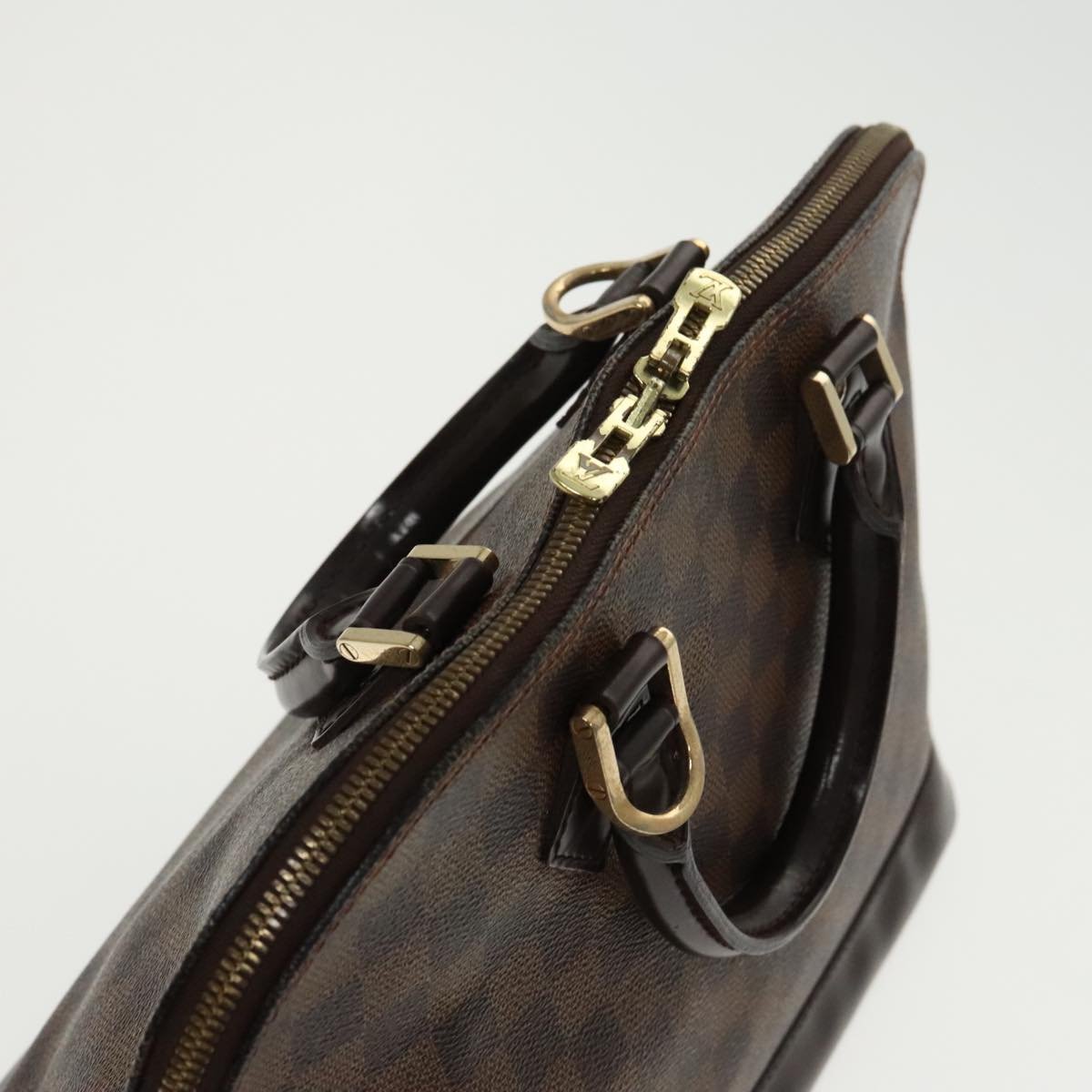 Louis Vuitton Louis Vuitton Vintage Alma Handbag Damier MM Bruin