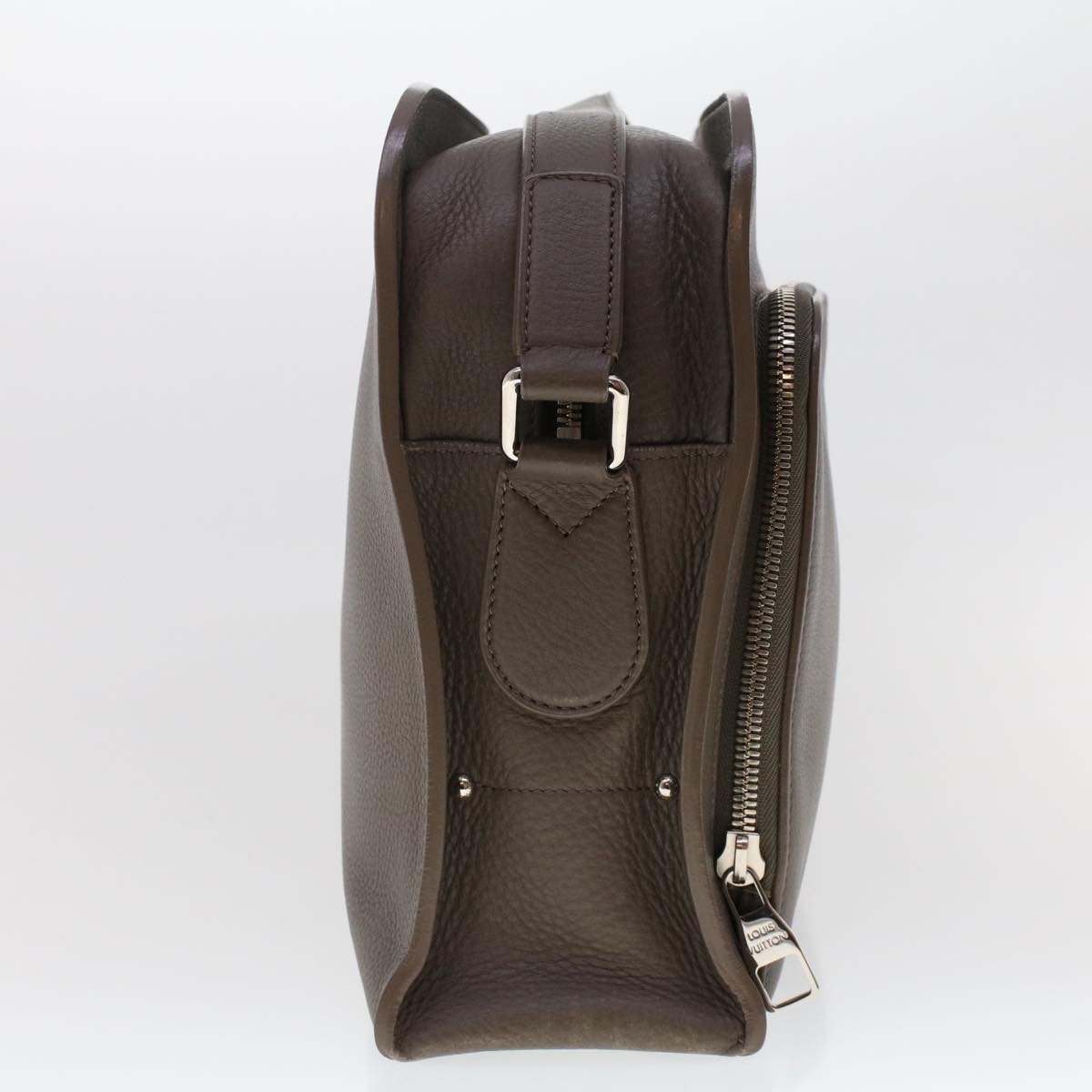 Louis Vuitton Naxos Leather Grijs