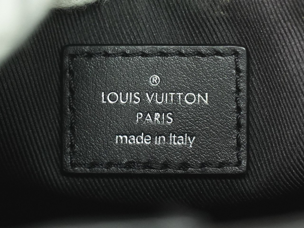 Louis Vuitton Louis Vuitton Sac Plat Fold Bag Epi Leather Zwart