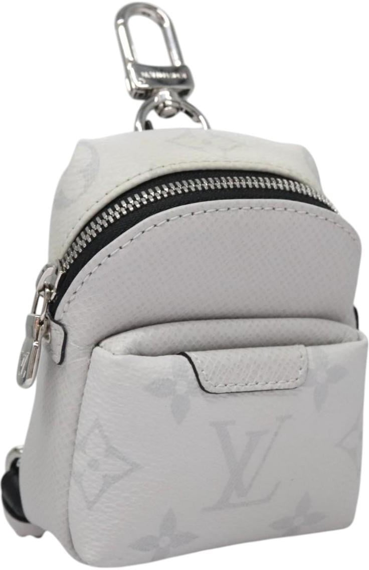 Louis Vuitton Louis Vuitton Charms Porte Monnaie Wallet Canvas Wit