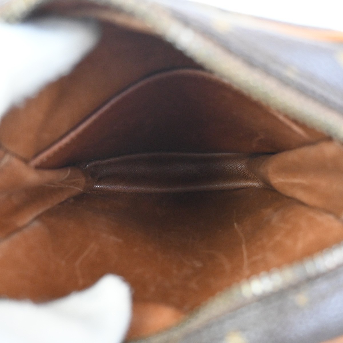 Louis Vuitton Louis Vuitton Danube Handbag Monogram Canvas MM Bruin