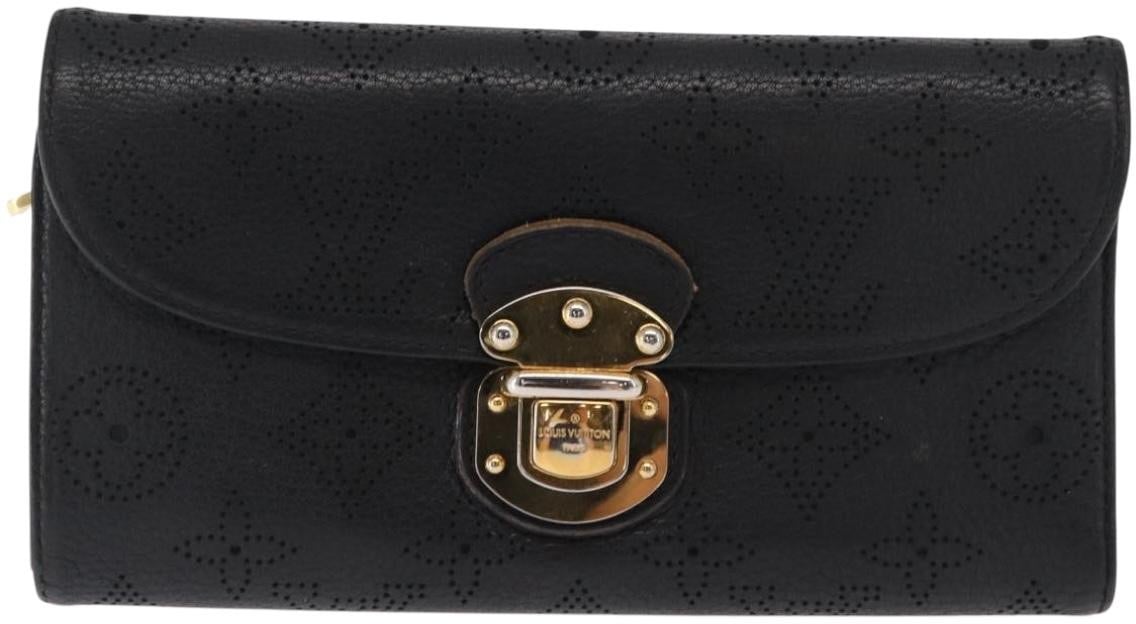 Louis Vuitton Louis Vuitton Amelia Wallet Mahina Leather Zwart