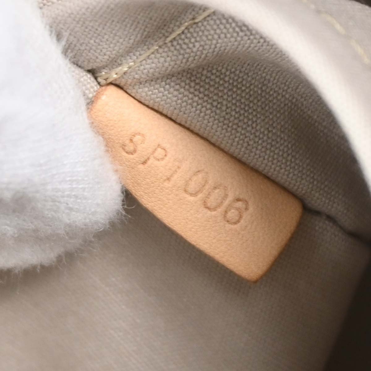 Louis Vuitton Louis Vuitton Speedy Handbag Monogram Miroir PVC 30 Goud