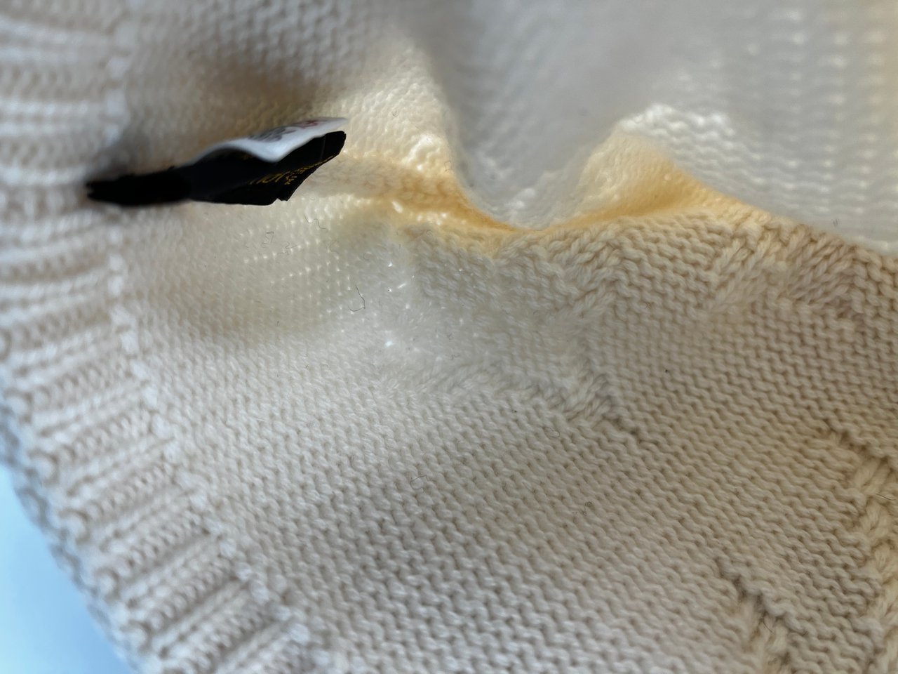 Louis Vuitton Louis Vuitton Bonnet Beanie Cachemire medium Wit