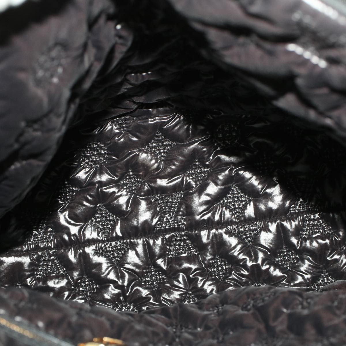 Louis Vuitton Louis Vuitton Desire Lockit Bag Kusama Infinity Dots Monogram Nylon MM Zwart