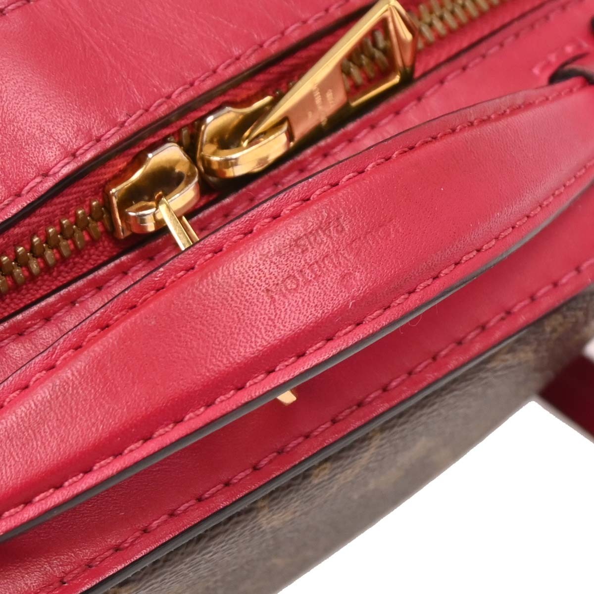 Louis Vuitton Louis Vuitton Saintonge Handbag Monogram Canvas with Leather Bruin